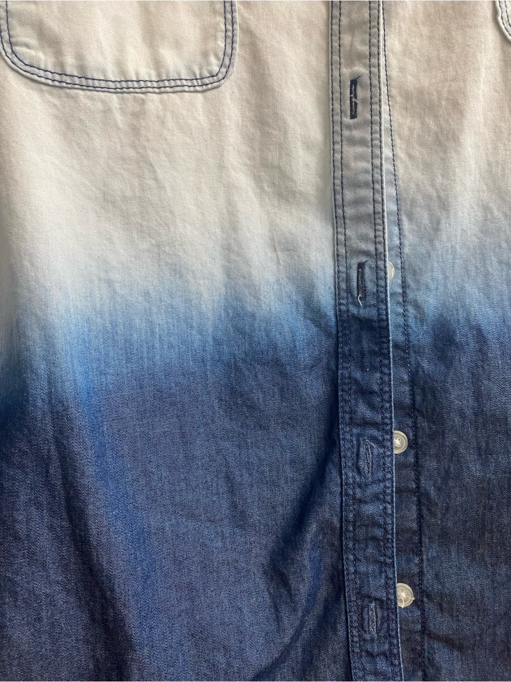 Button down - Picture 4 of 7